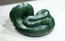 Авторская экскурсия коллекционера Дениса Арциновича на выставке «Дороже золота. Ювелирная резьба по цветному камню»